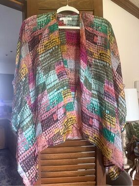 Subtle Luxury OS 100% silk kimono shrug